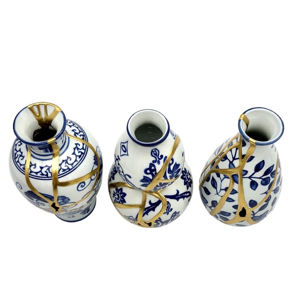 Kintsugi Vase Set Bombay Blue and White Porcelain Gold Crack Growth Gift - Picture 7 of 17